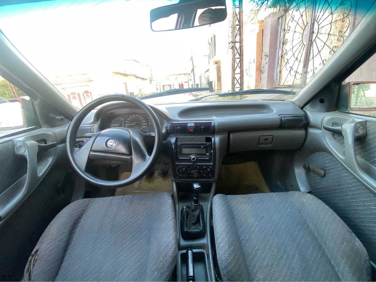 سلام عليكم استرا موديل 1993 بدون صربه وبدون صبغ محرك 18 شرط التحويل السعر 44 ومجال *********** موصل, نينوى
