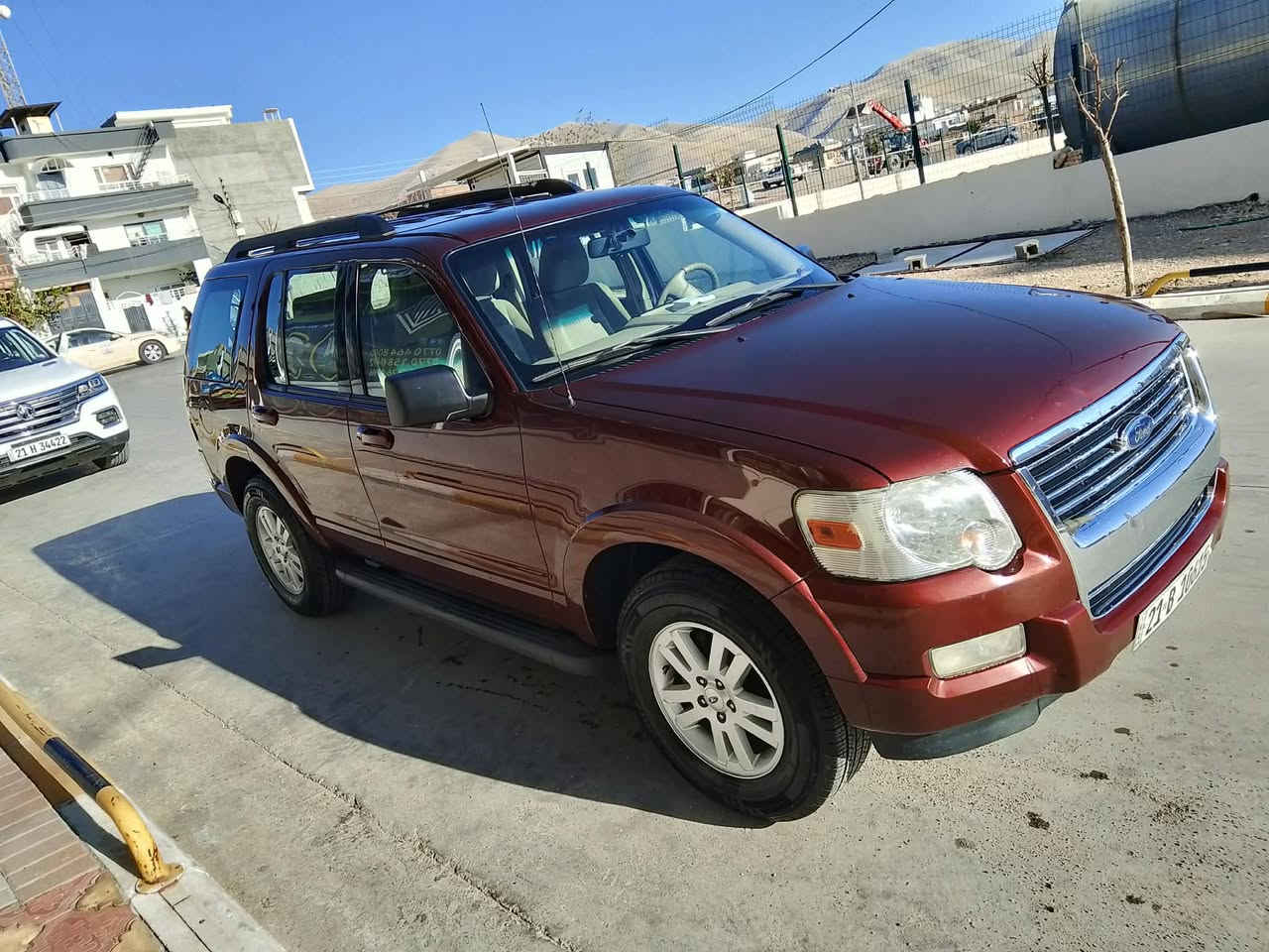 للبیع فوردئیکسبلور2010xlt  السیارە العائلیە رقم هاتف *********** ***********
