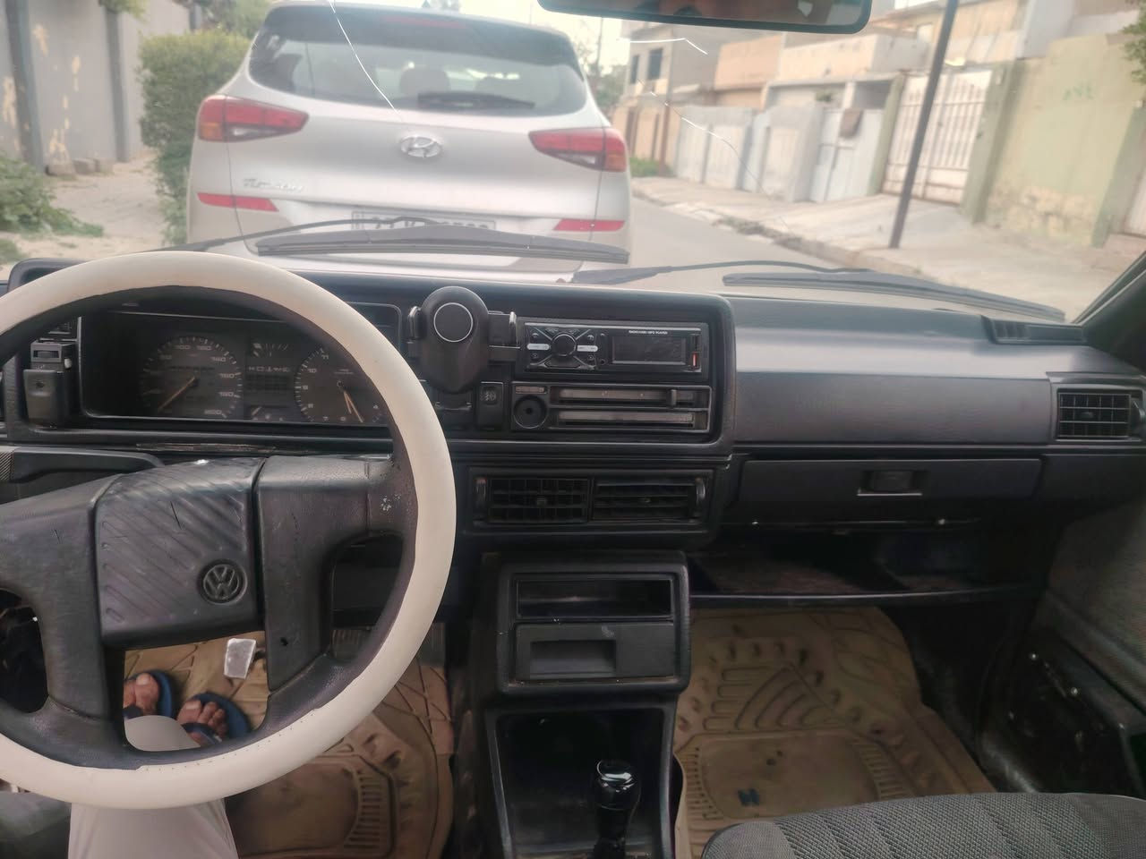 سلام عليكم كولف للبيع او معارض هم ترهم شعندك مهارض  موديل 91 سياره حلوه حيل رقم اخظر سنويه خطره ترهم قسط ترهم نقد كير محرك بشرط غرامه عليها 100 الف ينكطع من الحساب تحويل بشرط مكان السياره موصل *********** كابون بيها
