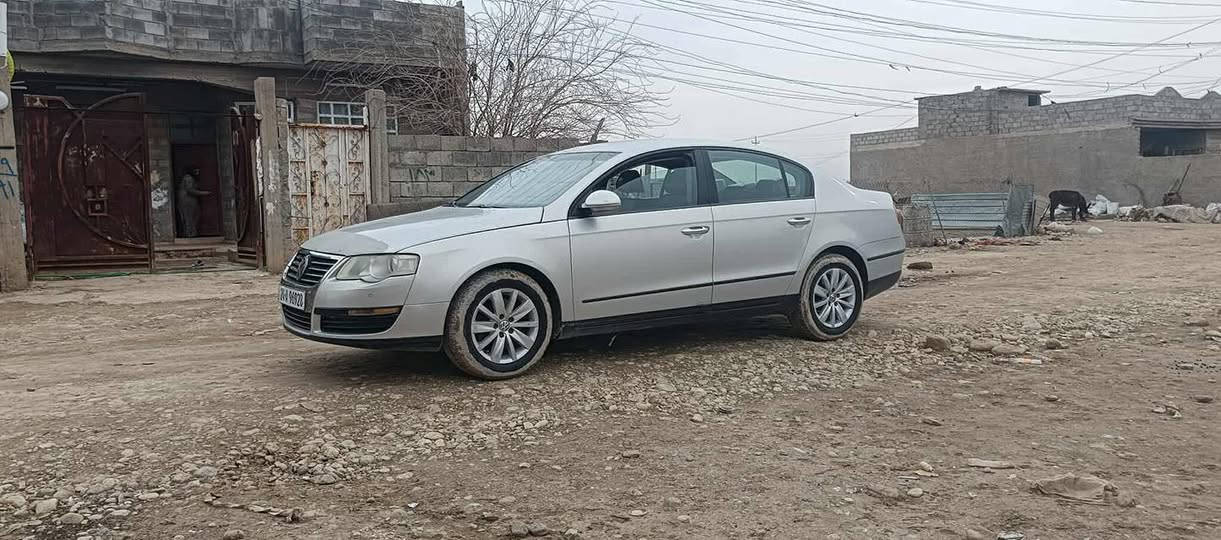 سياره جيتا لليبع رقم دهوك انكليزي شرط الوكاله ول تحويل  بدون حادث فقط البندين مصبوغ بصمه قطعتين تبريد شرط التبريد ثلج ول تدفئة 2011  هندبرك دكمه السعر 90وبيها ***********مجال مأكان السياره موصل الأيمن للتواصل
