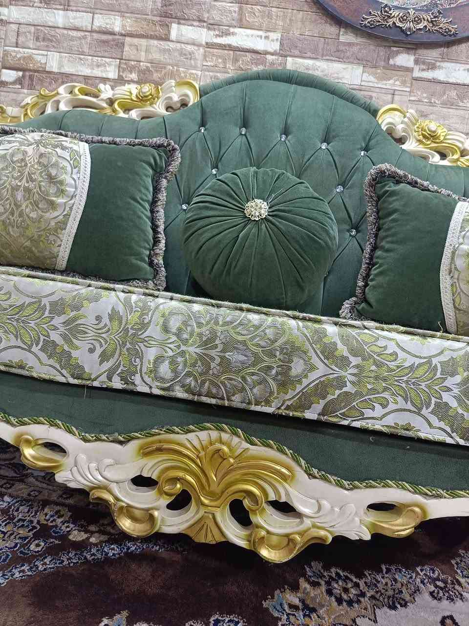 تخم تركي ملكي 10مقاعد خشب زان المكان كوفه ***********
