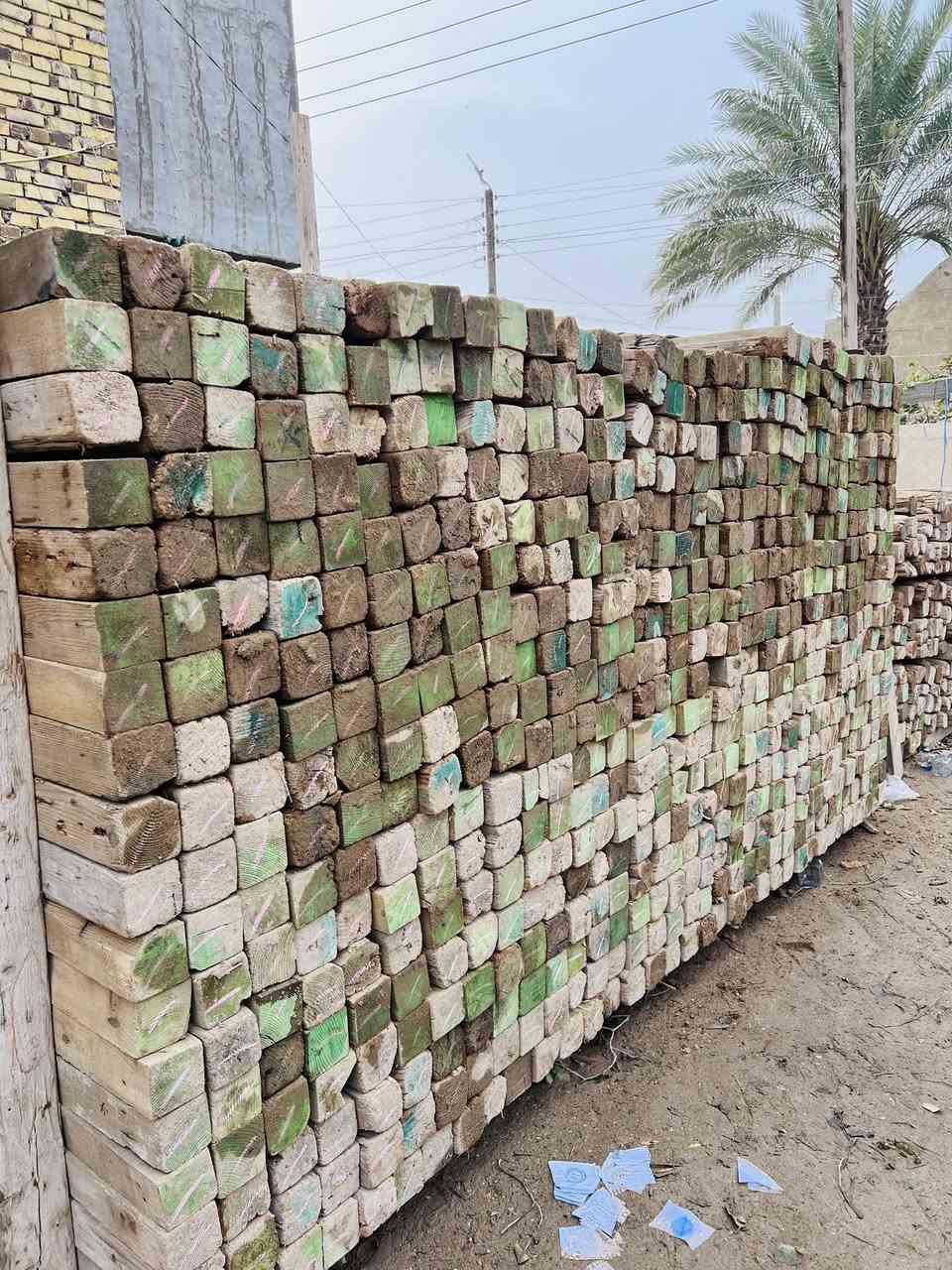 لوح 4 متر + لوح 3 متر + سير 3 متر + مقاصير للبيع عنوان حله ***********
