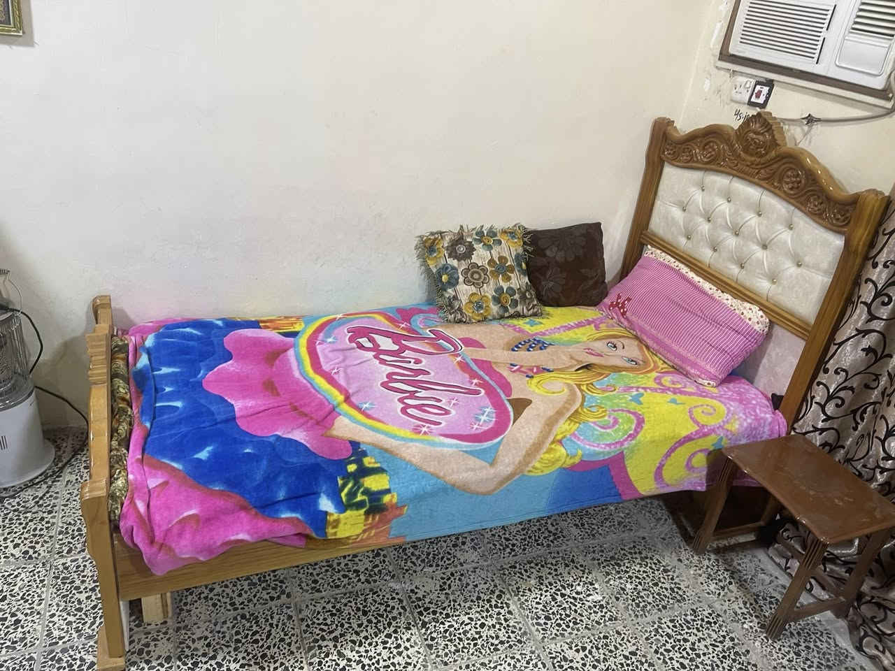 كنتور 3 بيبان جديد بعده سعر 350 و جرابي عدد ثنين جدد دسكام الوحده مسويه ب300 هذني ثنين ب 400 مكاني كربلاء حي النصر مكلف بل نشر


**إذا كنت صاحب هذا الإعلان وتريد حذفه لأي سبب، رجاءا أرسل رسالة إلى الدعم الفني**