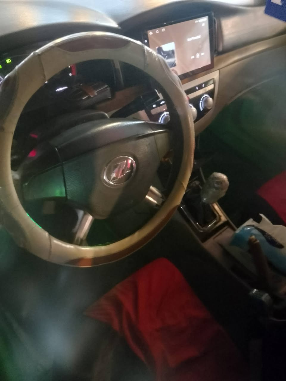 سلام عليكم اليفان للبيع صاحبهابيتو بل نتصر او شرط الوكلاوتحويل من صحبها شرعي او كبون لزم طلع ابو المستر طخم تير جديد او طخم اويله او ليتات او بلجكتورات او صدر الكدم كلو جدين مكينا او كير وضع شركه الصليات دخلها وضع شركه تتفئه او تبريد بس كنبريسر مكينا او كير شرط سياره بدون صبغ او بيها تلا كيطات او هزا جديده يعني يذا تحول مايرحلك بس حك الرسوم مابيها اي ضرار ولا كص شرط بس بيها تلا كيطات السيار كدام لاعين سعر 43او بيها مجل بقي تفصيل خاص***********
