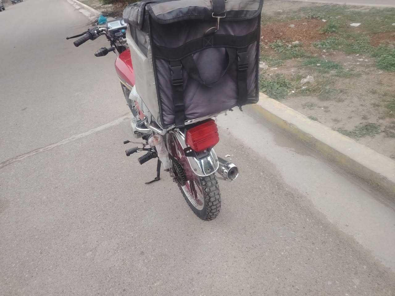 السلام عليكم دراجه مديل ٢١ لبيع
مكاني بغداد حي الجهاد رايدهه ب ٥٠٠ وبيهه مجال بصيط
بدون اوراق اكفلهه سرقه وعشائريآ الشراي يتصل *********** بي وتساب
