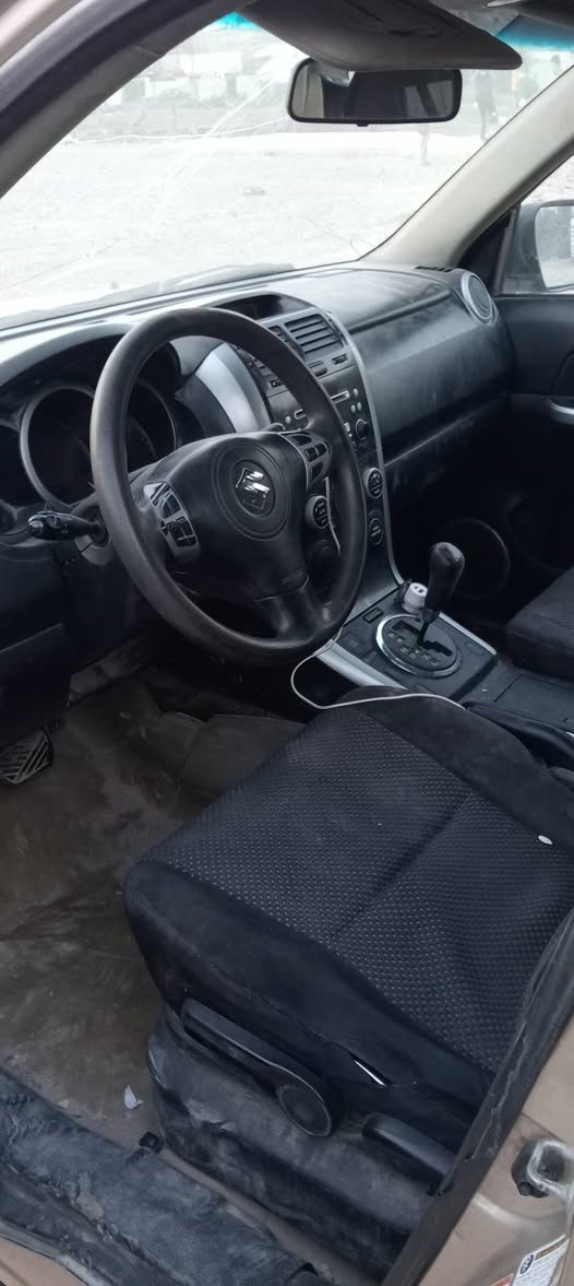 السلام عليكم سياره للبيع ساسوكي موديل 2008بسم عمي وعمي متوفي بيهه محرك ونجي السعر 25 للستفسار *********** رجائن اتصل لا تراسل
