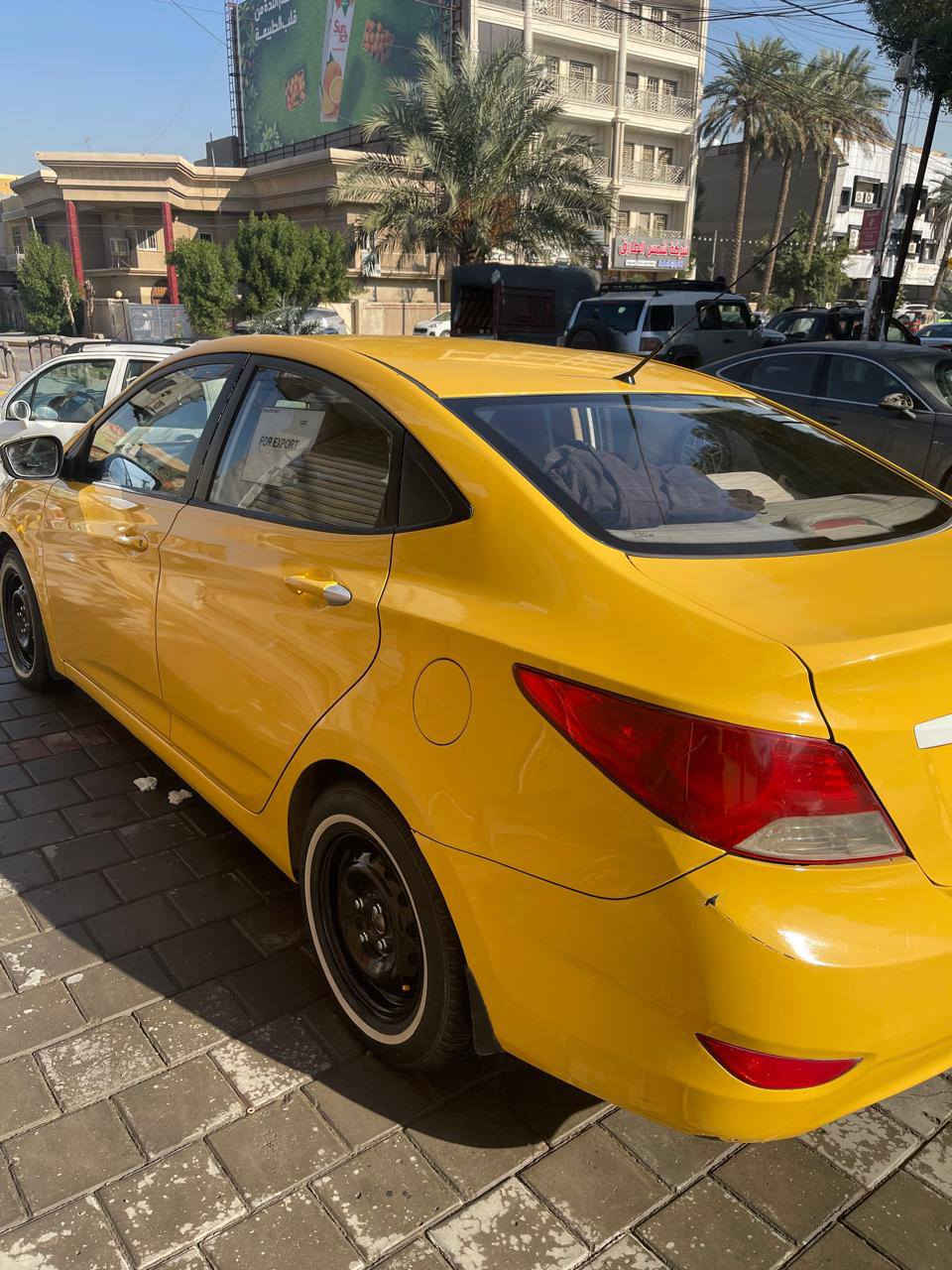 سلام عليكم اكسنت للبيع موديل 2015 مدينه GLi بيه دوس ثنين او جاملغ  بدون دواخل السعر 83 اوبيه مجال  العنوان شارع فلسطين  ***********
