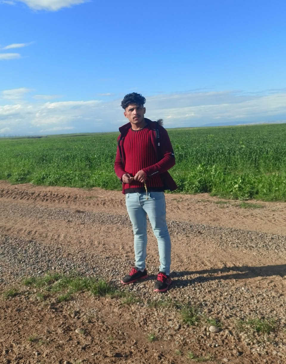 اللهم صل_وسلم_على_نبينا محمد🩵🐝
/متوفر للبيع ألازولا 8


**إذا كنت صاحب هذا الإعلان وتريد حذفه لأي سبب، رجاءا أرسل رسالة إلى الدعم الفني**