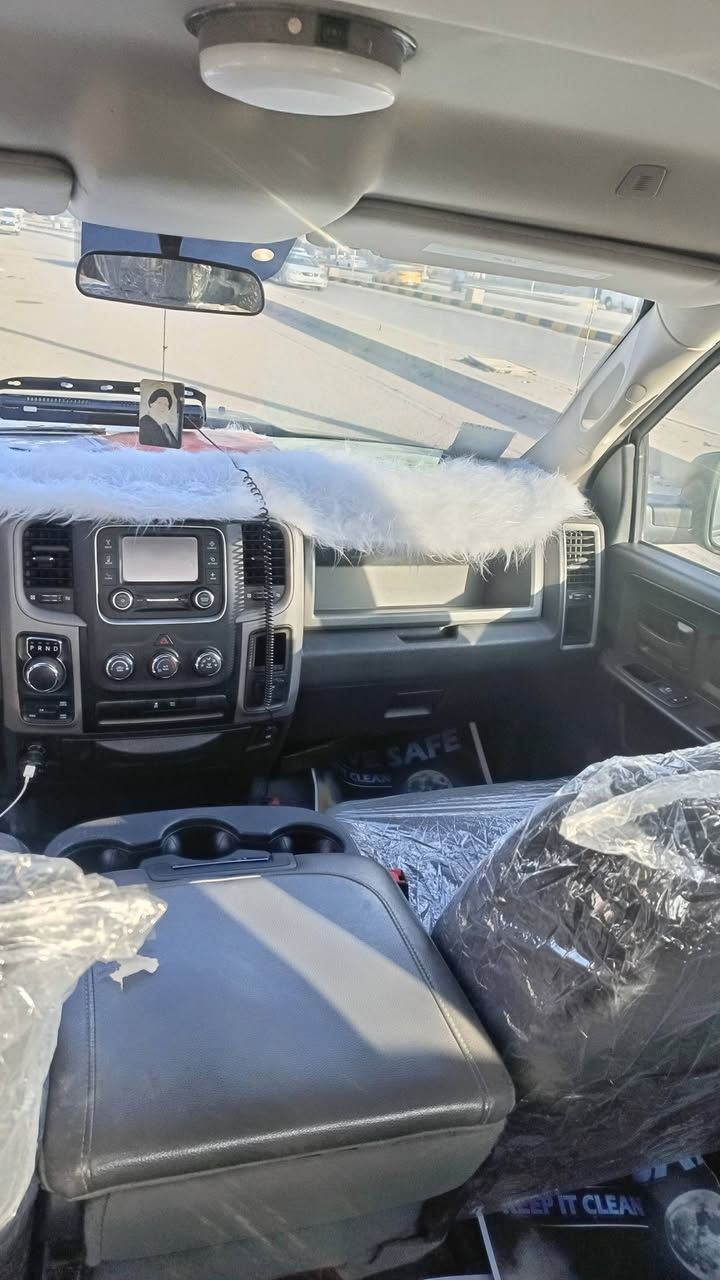 سلام عليكم  للبيع  دوج رام 2023
8سندر 
باب طويل بدي قصير 4×4
رقم بغداد 
رقم الهاتف 0786239089


**إذا كنت صاحب هذا الإعلان وتريد حذفه لأي سبب، رجاءا أرسل رسالة إلى الدعم الفني**