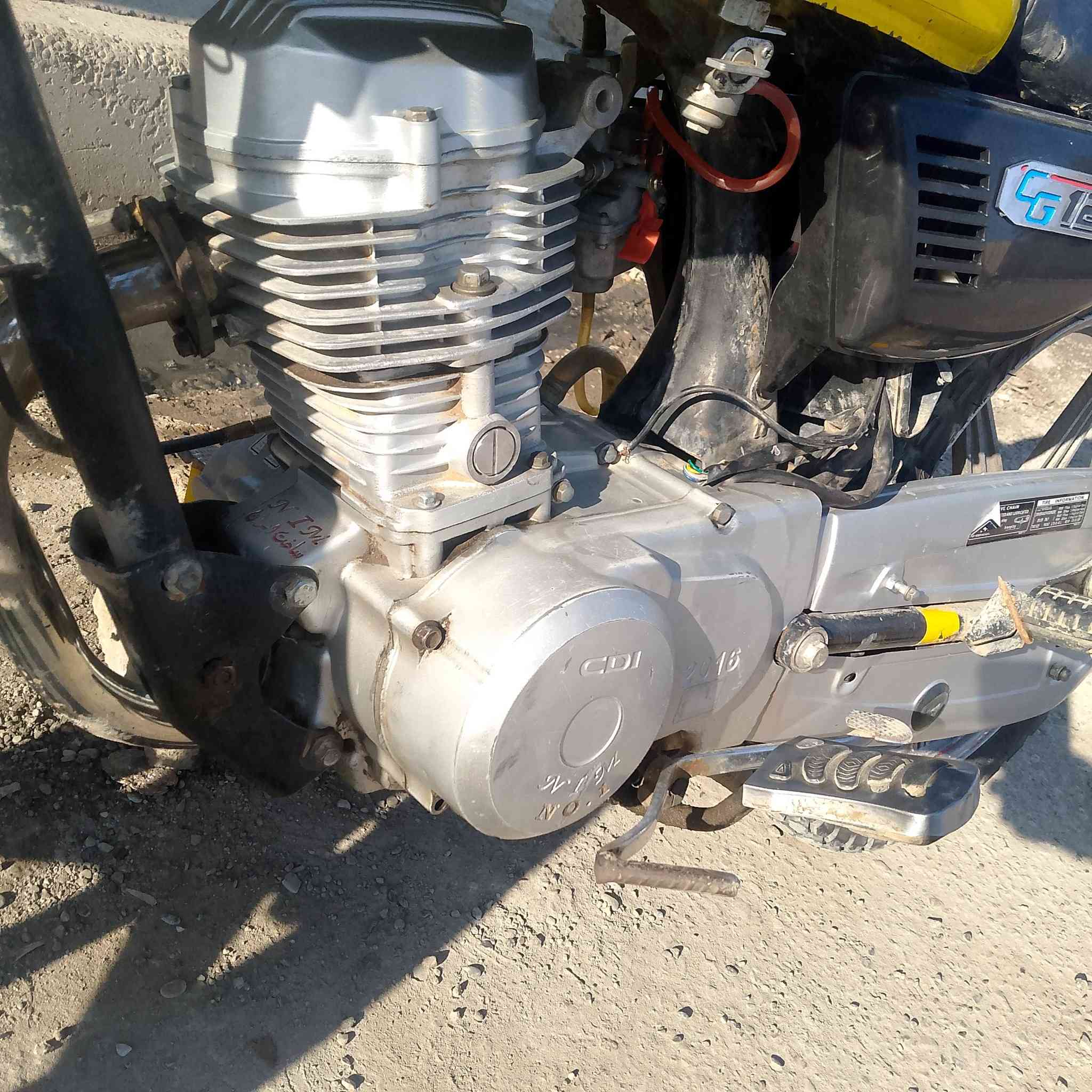 دراجه للبيع السعر 240 وبيه مجال هاذه رقمي ***********
