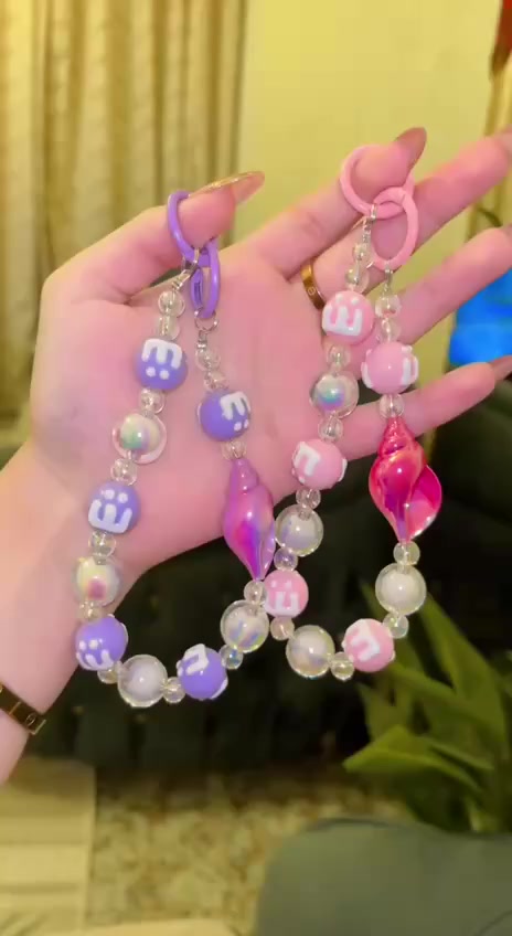 مساء الخير مساء الورد احبتي 🌺مجموعه من اكسسوارات مداليه للجنطه وللمبايل الوانها اتجنن حسب الطلب كميه محدودة للطلب يرجى مراسلة الخاص 👈يوجد توصيل لجميع المناطق 🚕🚕🚕🚕


**إذا كنت صاحب هذا الإعلان وتريد حذفه لأي سبب، رجاءا أرسل رسالة إلى الدعم الفني**