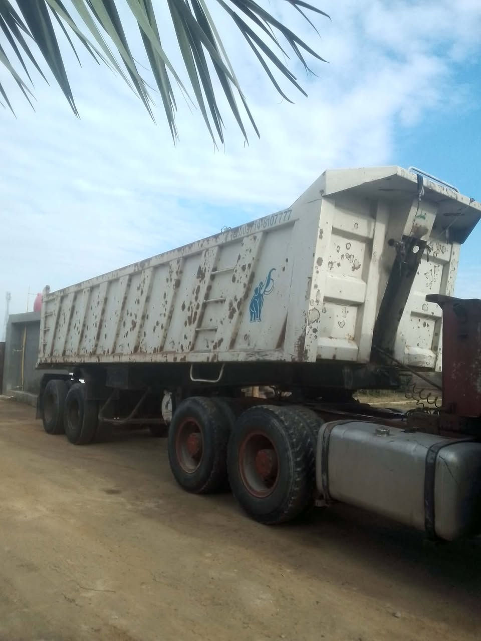 البيع عربانه ماموت موديل 2007اني مكلف بل نشر خابر وبيك خير ودال 110وبيه مجال ***********
