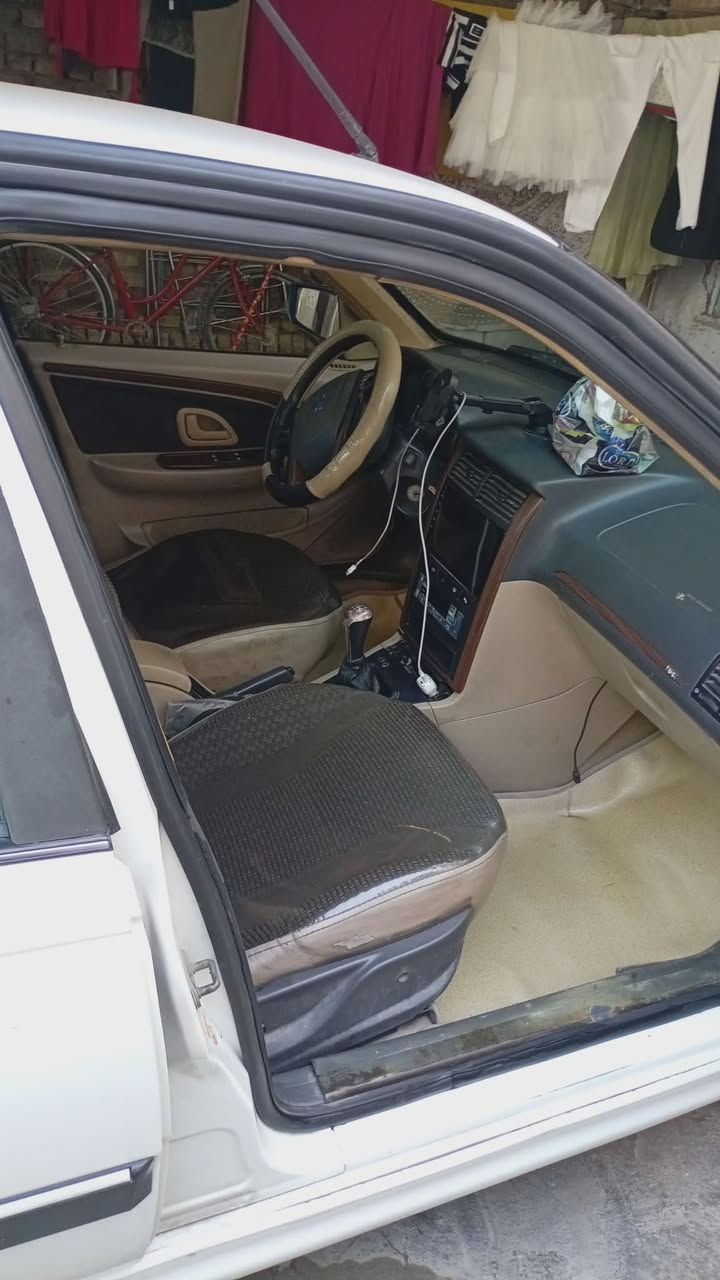 السلام عليكم بيجو بابل ٢٠١٨ مكينه كايمه وصدر يرادلهه وبونيد طاير ومبدل شركه ابيعهه على هل الوضع ماعندي أصلح سياره نظيفه حيل مكان بغداد الشعله ايستفسار تواصل على الرقم ***********
