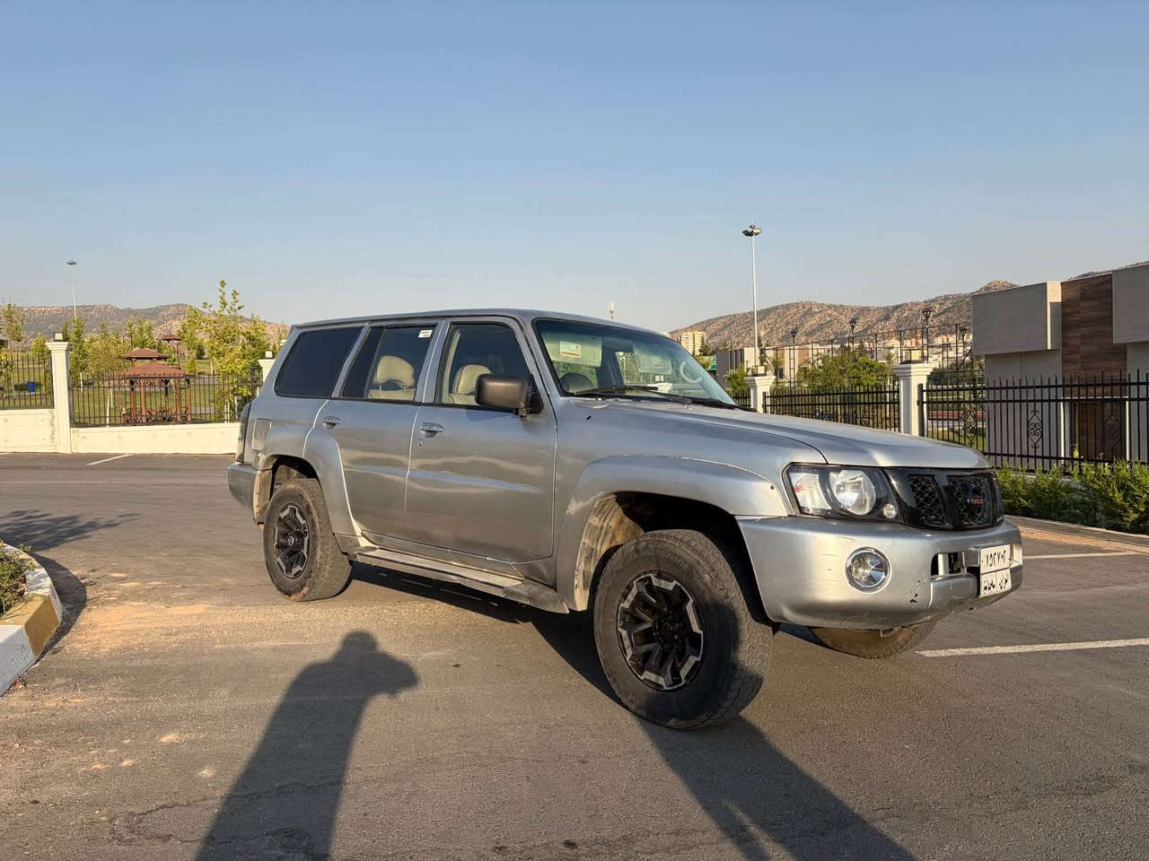 نيسان باترول موديل٢٠٠٨ قه بات مواسفات سلايت كوشن جلد كوشت كاربي ته بريت مركزي  ديفلوك مكينه ديزل٦سلند و توربو  كير و مكينه  و ده بل كير شه رت سياره عام سبوخ سعر ١٢٥مجال رقم*********** دهوك, العراق
