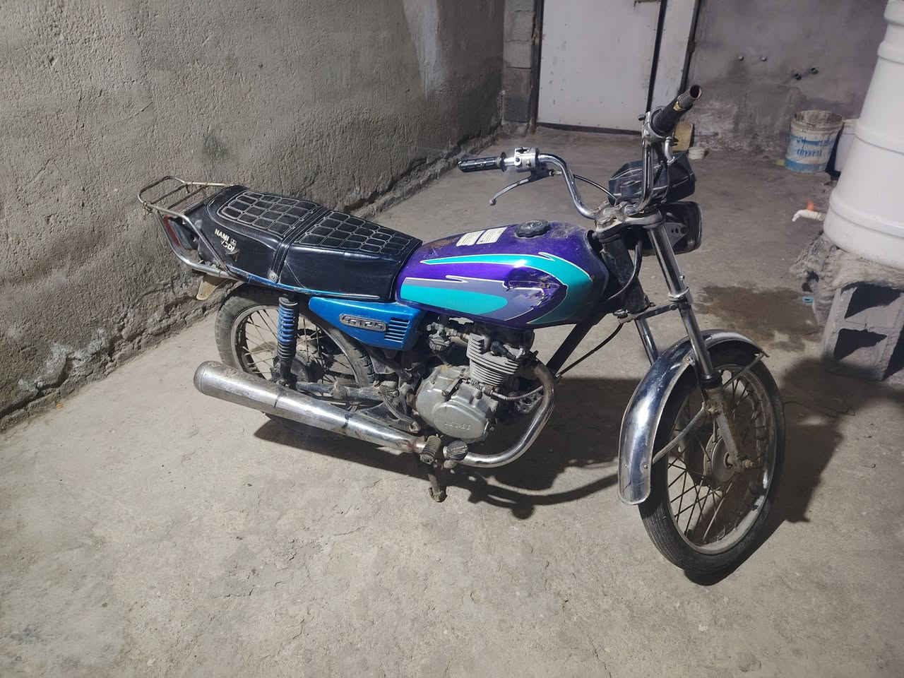 دراجه البيع بدون وراق سعر 400وبيه مجال تصل ***********
