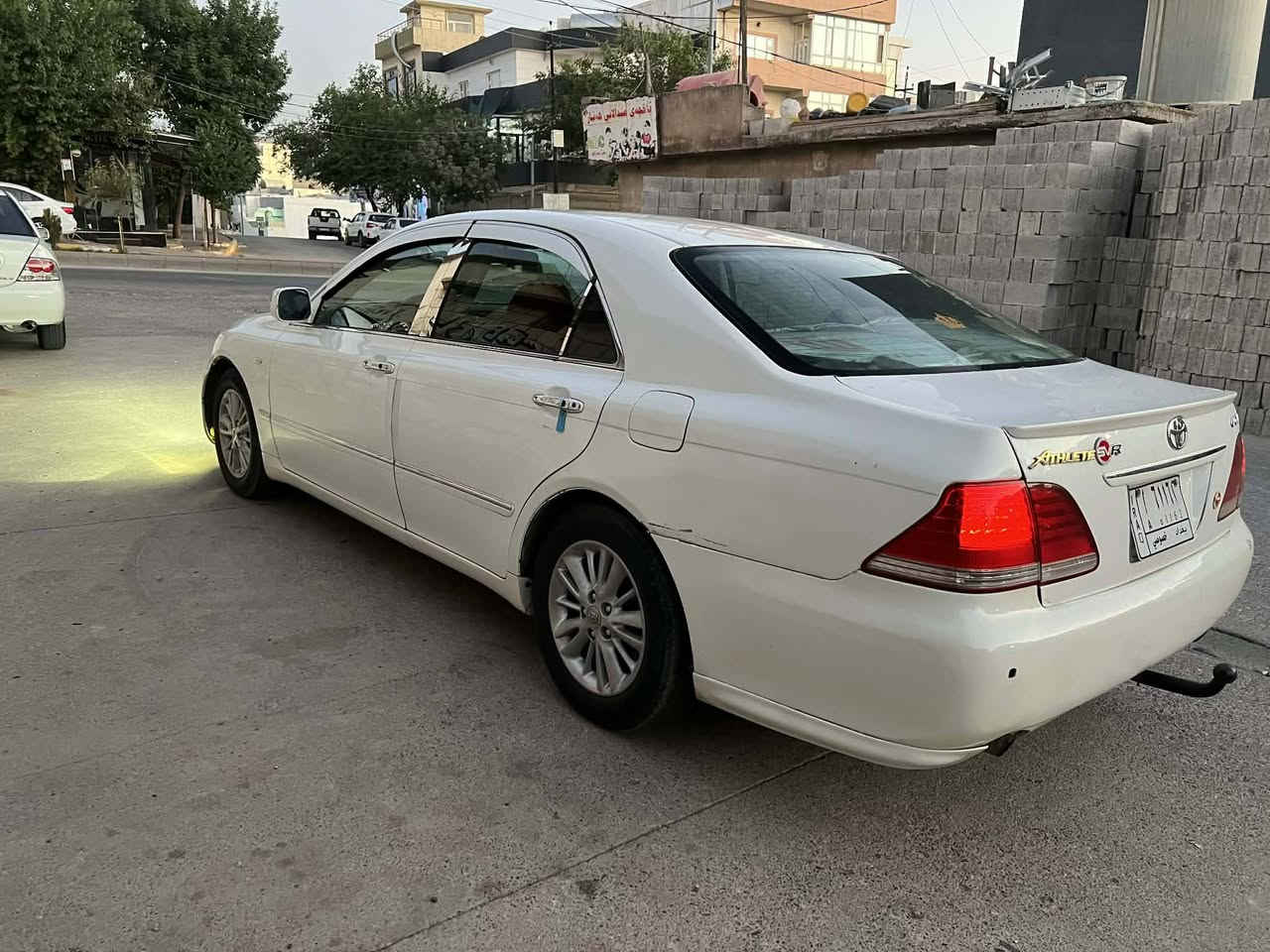 شوێن سلێمانی ژم ***********
***********
شاهینە مووس مووس بەپارەی بڕاوەیە 
46 گەلاو مەعمەلەیە برایانە
2005 
ناو کرێمی دوو دووگمە 182 گەورە بە مروري 
شاشەو کامێرا ئاوینە شەفت دوو کوشن کارەبا 
چوار تایەو ویلی لۆکی لە ژێرە سەیارەکە بەس موسە کودی هەیە
