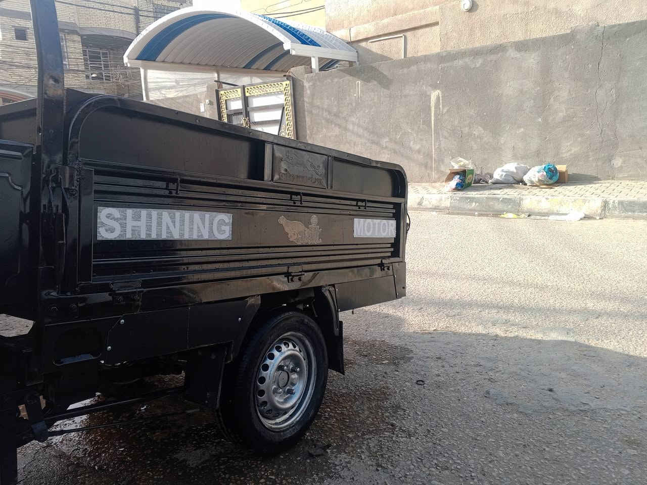 سلام عليكم ستوته للبيع موديل 20 مكينه 22رقم وسنويه تحويل ثاني يوم  مكاني كربلاء ***********
