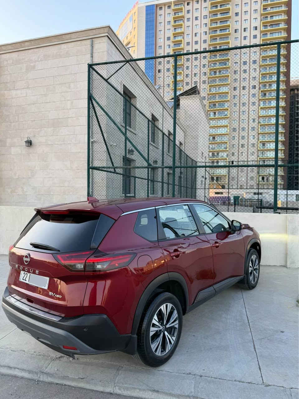 Nissan rouge 2022 SV AWD                    بو فروشتن  ٣ پستن مواسةفات دةبل ئةكسل شاشة گةورة سوكان شةفت بةسمة شةغال ٤ يةدة بةسمة كوشين كارةباي گير ماوس ئوتو هولد بريك بةسمة لايت ليد بةگلايت ليد خةتي جادة تعديل سرعة راداري پيش و پشت سةيارة بةس بونيتي بوياغة بي ناوگرتن پيش و پشت كةپس ارباگ بةس سوكان  سيستةمة   ٤٠هةزار مايل روية گير و مةكينةو تةبريد و  و تةقةو رةقةو بةناوكردن غةرامة هةمووي بةشةرت بةناوي خومة سعري ١٤٢  مةجال شوين هةولير ژ.م *********** أربيل, العراق
