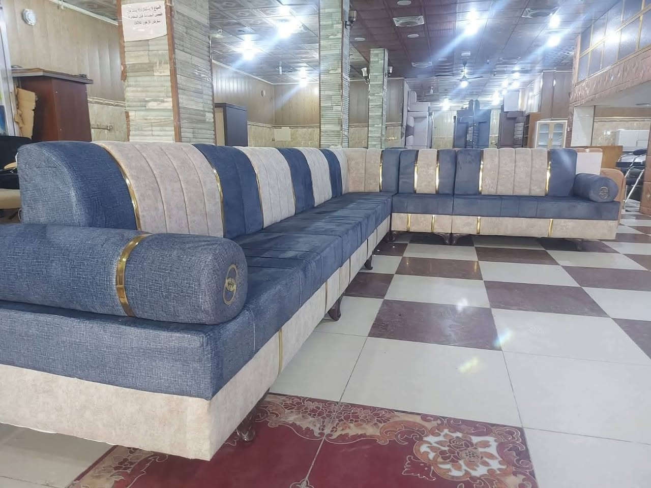 ديوان ستندر شغل درجه اولى
بلوك اسود 
البيع جمله ومفرد 6.5 م 
مع هديه طبله+ 9 كوشات 
السعر 375 فقط 
***********
