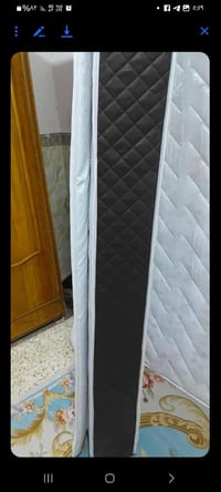 سرير • مستعمل • مفروشات