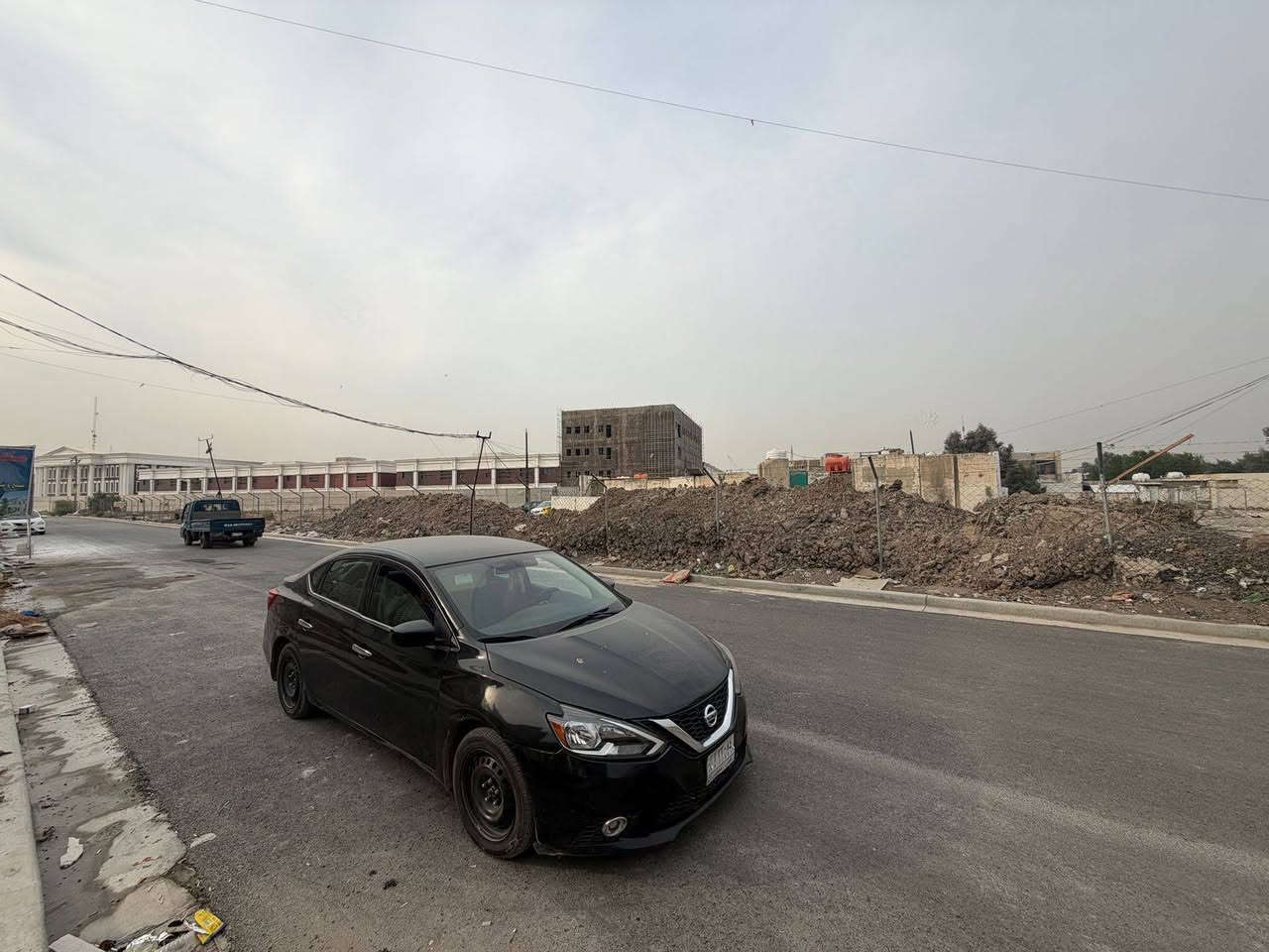 ‏قطعة أرض للبيع المساحة 150 متر الوجه سبعة ونص بن نزال 20 حي الفرات خلف الخدمي المباشر وجه القطعة صايرة على على كلية المشرق مجاور مستشفى حي الفرات عرض الشارع 15 متر الاستفسار ***********
