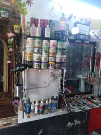 ميز حلاقه • نضيف • حلو