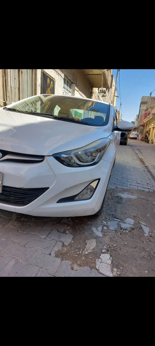 النترا خليجي 2015 الشركة العامة ماشيه 73 ألف حقيقي مكفولة كير محرك تبريد قطعتين 
محرك 1800 نص مواصفات سيارة جديدة بأسمي تحويل ثاني يوم مكاني بغداد 
بيها بارد بالقمارة فقط اثر طابوكة 
رقم الهاتف ***********
