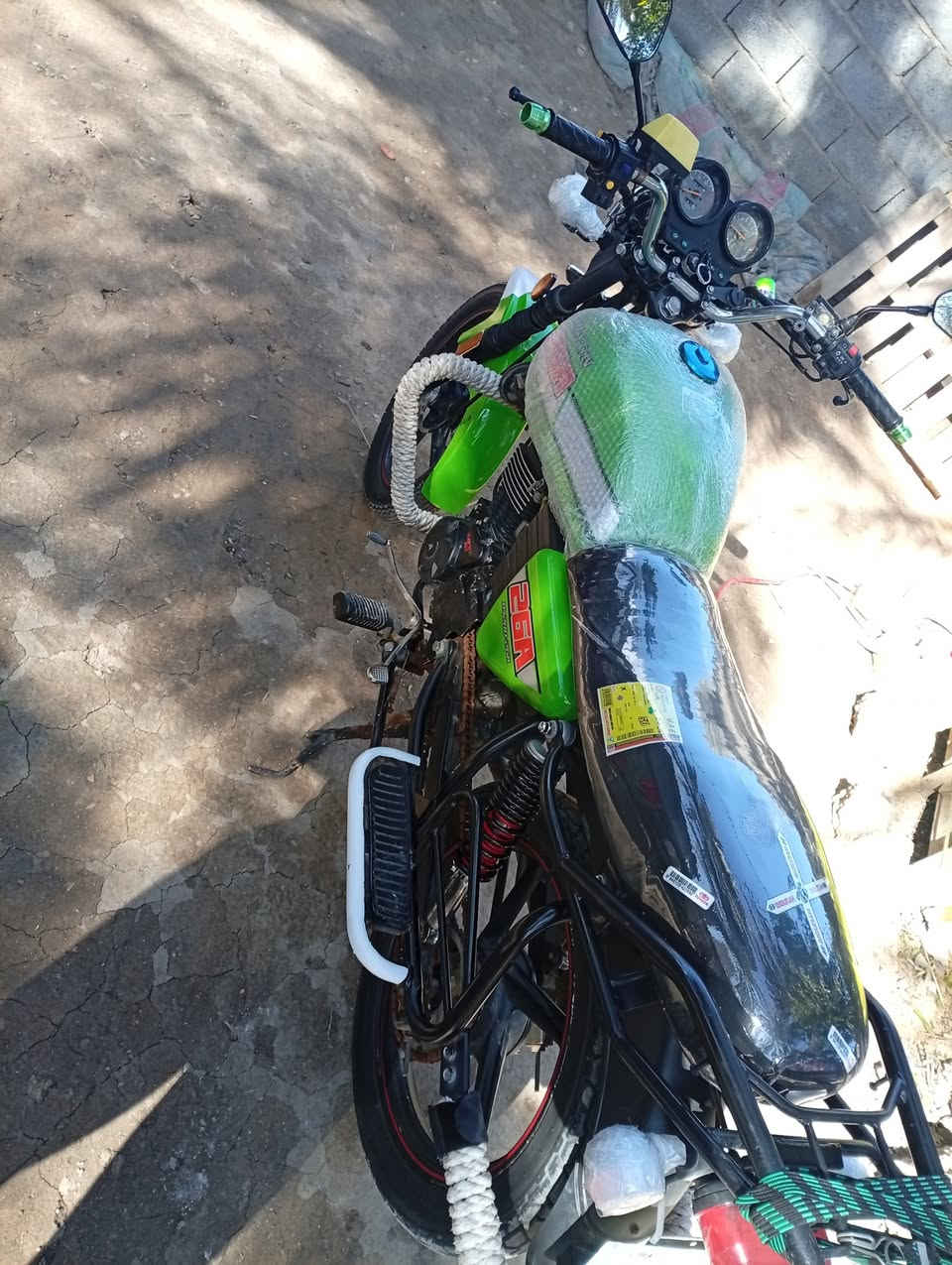 سلام عليكم خوان دراجة دايون نفخ موديل 2022 طالعة بشهر السادس 6==11 مكفولة كفالة عامة مكينة مكفولة كفالة عامة مكينة 200 كتابة حمرة اوراق اصولي بسمي داورلك بسمك يم مكتب حسين وصل معرض تخم تايرات جدد توني شادهن كهرباياته كلهة شغالة سلف هندر رباعية للايت اصلي سعره 1600 وبيهة مجال الطيبين وهاذة رقمي للتواصل ***********  الاستفسار مكاني كربلاء يم السيطرة مال الابراهيمية بلضبط الاستفسار
