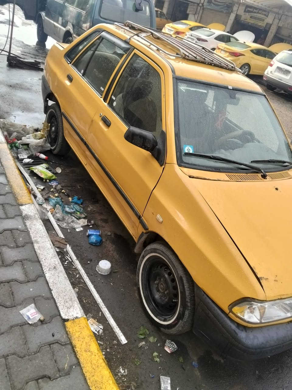 سلام عيكم سايبه موديل 12للبيع شوصي  بلاتيات  صدر امامي خفي جديد تخم تاير جديد  باتري جديد مصفره هيه غرمات كير نظيف مكين خيط بخار  لا صوط ناعمة محركه  تبريد شتغل بس غاز  سعر 28 بيه مجل  عنوني بغداد  بياع.توصل  رقمي ***********
