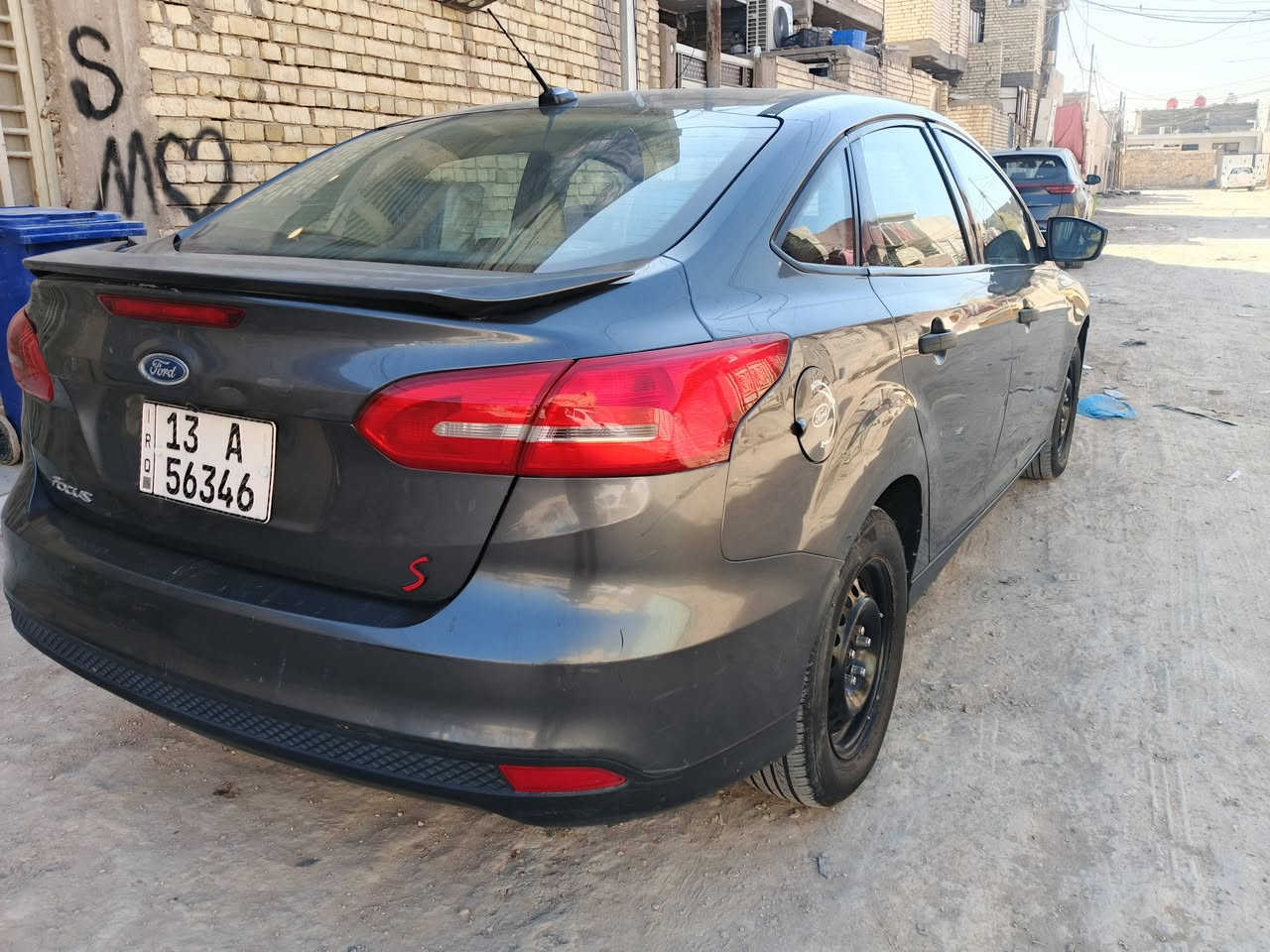 فورد فوكس 2018 حادثها بنيد وجاملغ ماشيه 150 كم محرك كير مكفوله حداده تخم تاير بسمي السياره للبيع السعر 90بيها مجال او مراوس للاستفسار ***********
