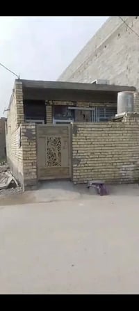 بيت للبيع • منطقة الإصلاح • ١٠٠م