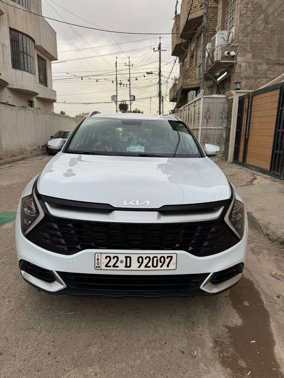 سلام عليكم
كيا سبورتج موديل 2024  ماشيه ٢٨ الف مكفوله 
 رقم أربيل تحويل وكاله حاضر وبشرط 
المواصفات بيسك 
 تحكم ستيرن جهتين
بصمة
 شاشة و كاميرا
 تشغيل عن بعد 
انضمة قيادة
وبقية المواصفات المعروفه 

***********
السعر ٢١٠ وبيها مجال ان شاءالله 

مكان السياره بغداد حي البنوك
