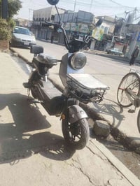 ماطور شحن للبيع السعر 125 وبي مجال 07712063025