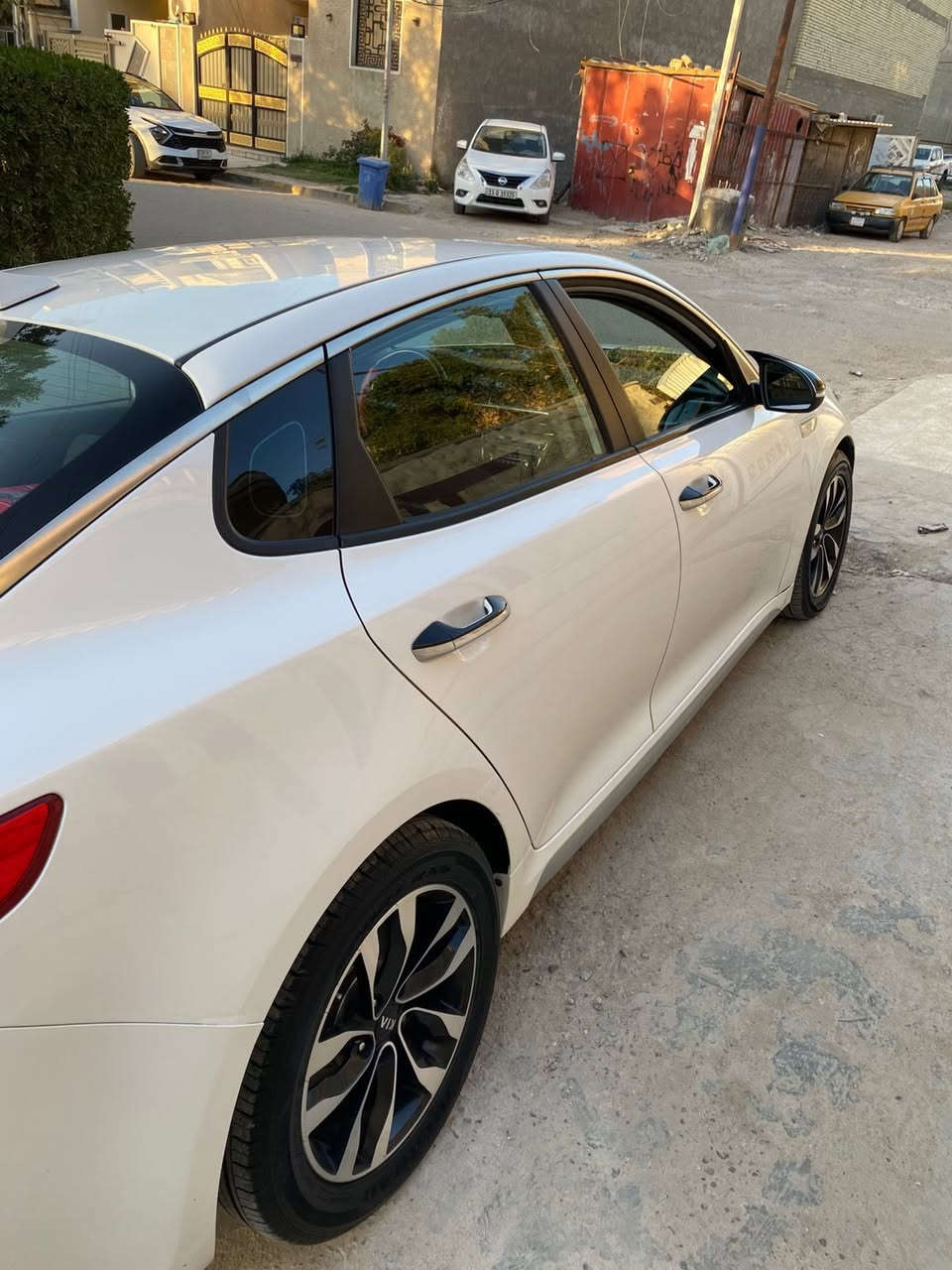 اوبتما هايبرد 2017
حادثة كلش حلو جاملغ الصدر مبدل وحافة البنيد مصلحة 
((بدون دواخل ))
ماشية81mi ميل 
المواصفات 
بصمة 
اشاير بلمري 
نظام ترحيب 
شاشة اعطال 
لايت خلفي لد 
لايتات اماميه زنون 
تبريد بيانو منفصل 
تحكم ستيرن جهتين
السعر 145$ وبيها مجال بسيط 
للاستفسار *********** 
مكان السيارة بغداد الاعظمية
