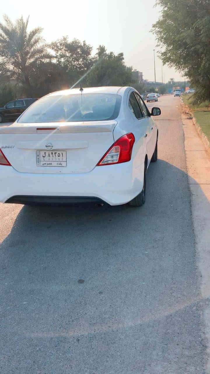 سلام عليكم حبايب
نيسان سني 2021 رقم بغداد هندي اصلي بليته زركه  
بيها قطعتين صبغ بابين بدون دواخل 
مكفوله صدر مكينه كير اليوم شادلها تخم تاير السعر 107 وبيها مجال للطيبين 
للاستفسار الاتصال على الرقم 
***********
