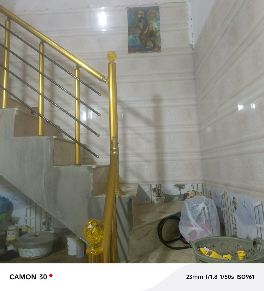 ١٠٠ متر
منطقه ٥٣ قريب ع شارع كربلاء
٧٦ مع مجال الشرعي
***********
