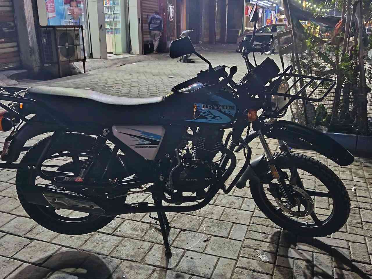 دايوان موديل 23 وجبه الأولى القديم الأصلي دراجه ماشيه 2000 مضمومه ما بيها اي نقص ولا متعوبه بعدها على وضع شركه أوراقها سكنر وصل معرض و منفيس دراجه 2023/9
دراجه نازله 2025.5.5 كفاله عامه من كلشي كفاله سعرها 1500 مجالها شي قليل مكانه بغداد مدينه صدر... ***********
