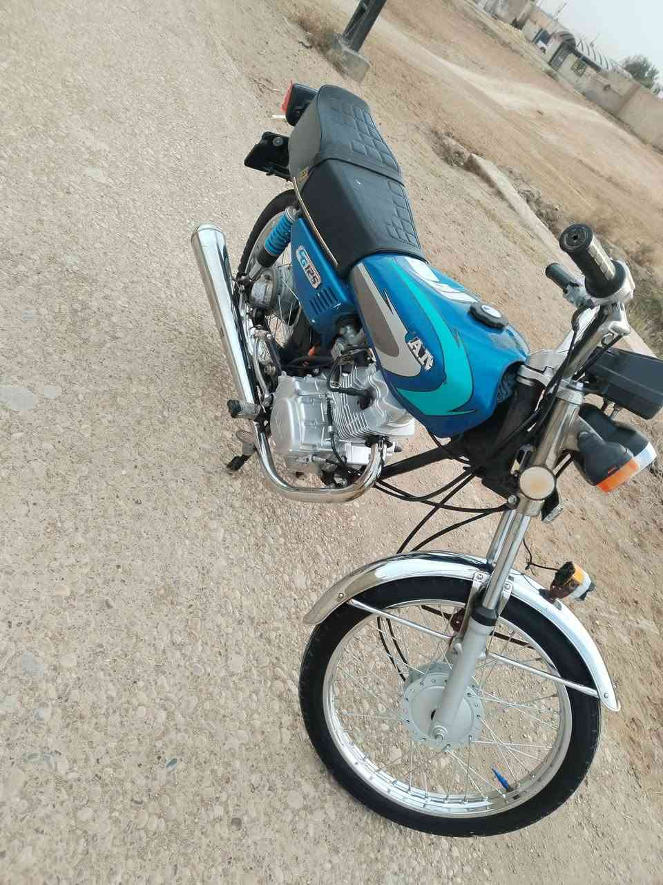 السلام عليكم دراجه للبيع 750   ***********
