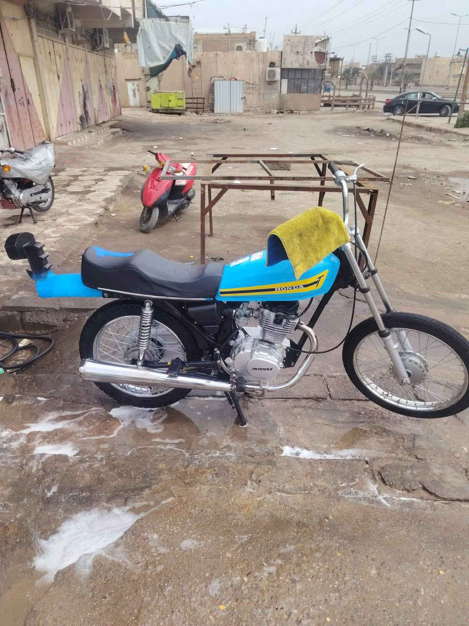 سلام عليكم دراجه بدون اوراق انتنس صاله شهرين معمره سعر 650بيه مجال بصيط هاذ رقمي ***********
