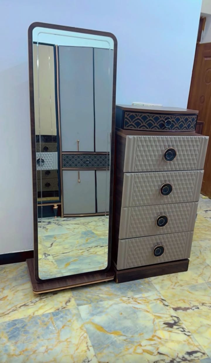 غرفه نوم 8 قطع نضيفه اي ضرر مابيهه سعر مليونين بيهه مجال مكان بغداد حي الحسين


**إذا كنت صاحب هذا الإعلان وتريد حذفه لأي سبب، رجاءا أرسل رسالة إلى الدعم الفني**