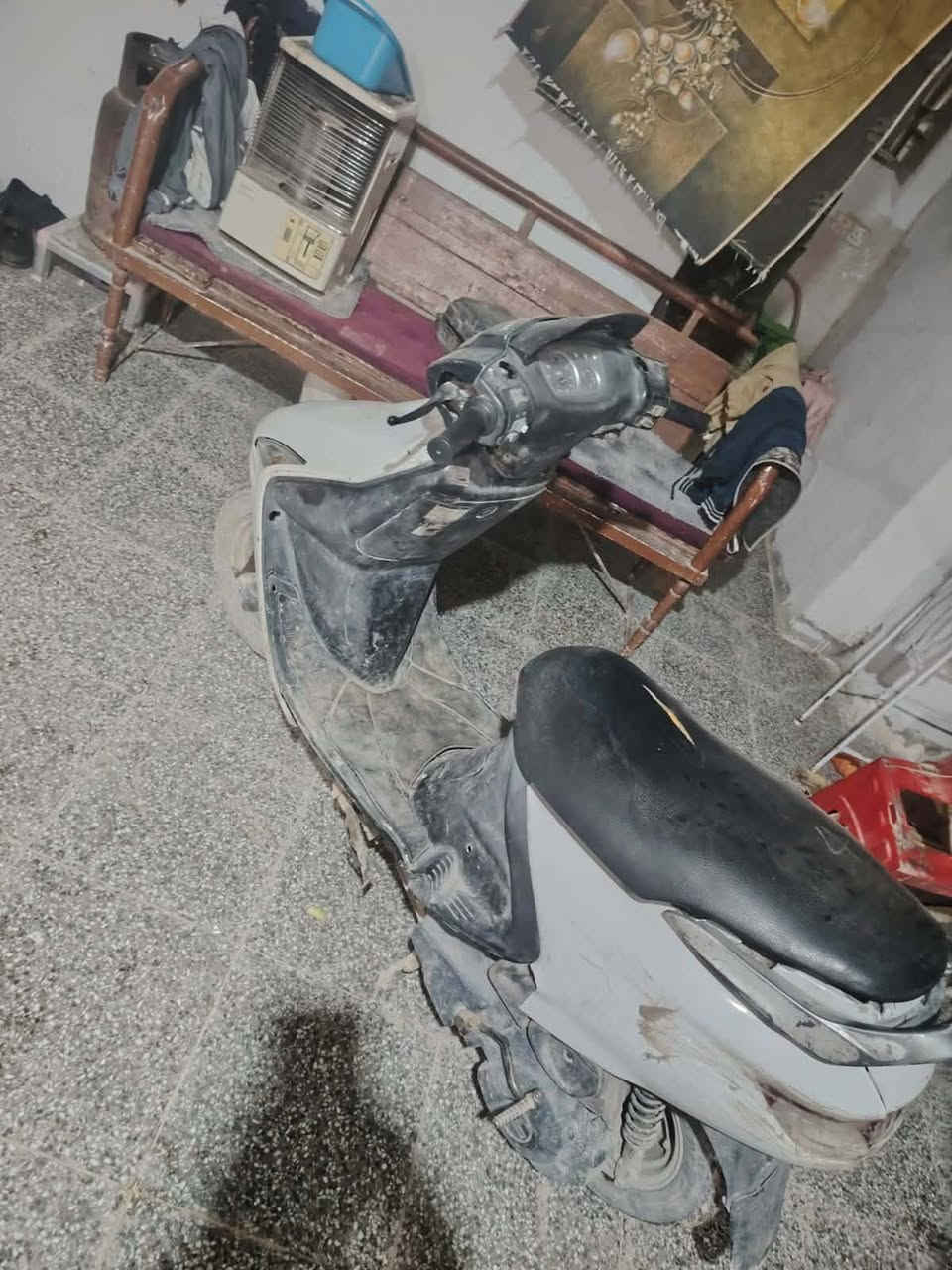 دراجه فراشه للبيع نجف كوفه نضيفه شغاله نكره سلف ما مفتوحه ***********
