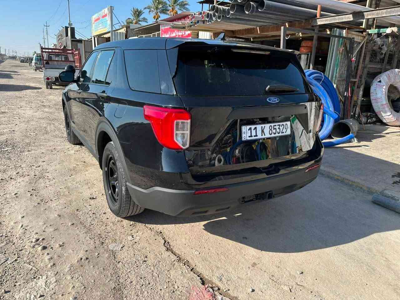 فورد اكسبلورر بوليسي 2023 كفالة من الصبغ ومغلفة ppf بـ 20 ورقة سيارة مال جناي
مرقم بغداد ب اسمي 

كل ايرباكاتها سليمة

حادثها جداً خفيف فقط بارد شبر جاملغ وشبر بنيد فقط تعديل بارد بدون صبغ 

وصار بيها هنا بالعراق بارد بالباب الخلفي والجاملغ الخلفي فقط بارد بدون صبغ 

السيارة جديدة ماشية 50 الف كيلو وتخم تاير جديد وادامة كاملة 

للتواصل *********** مكان السيارة بغداد او الانبار الحبانية 

السعر 170 وبيها مجال وشايف الف خير الياخذها
