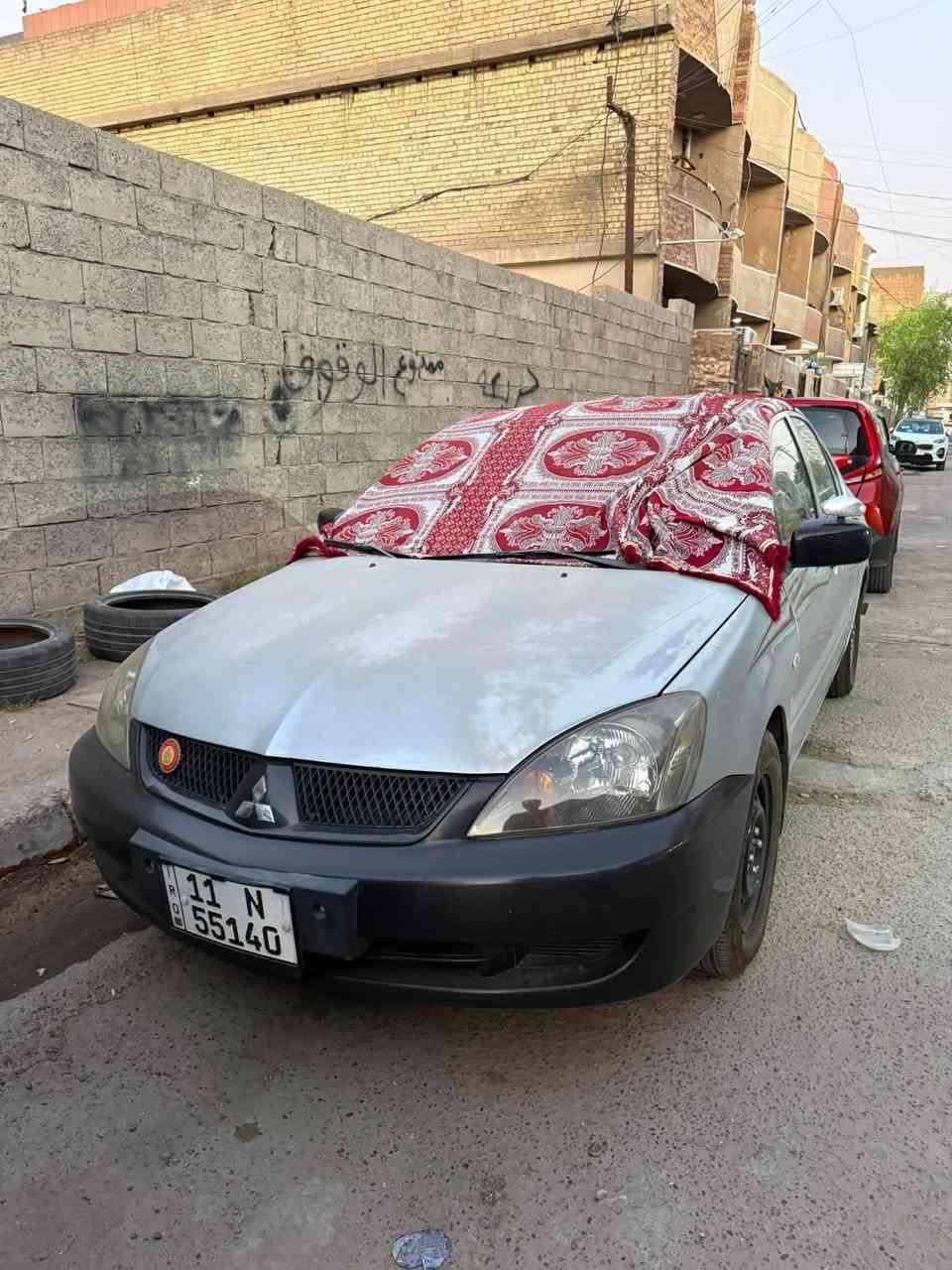 سلام عليكم لانسر للبيع موديل 9 بسمي مكينه كير صدر تخم تاير تبريد كامله سنويه سنه ٣٠ بيه ٣ قطع صبغ بدون ضربه مكاني بغداد الشعب أو حي سومر  سعره ٧٠ ***********
