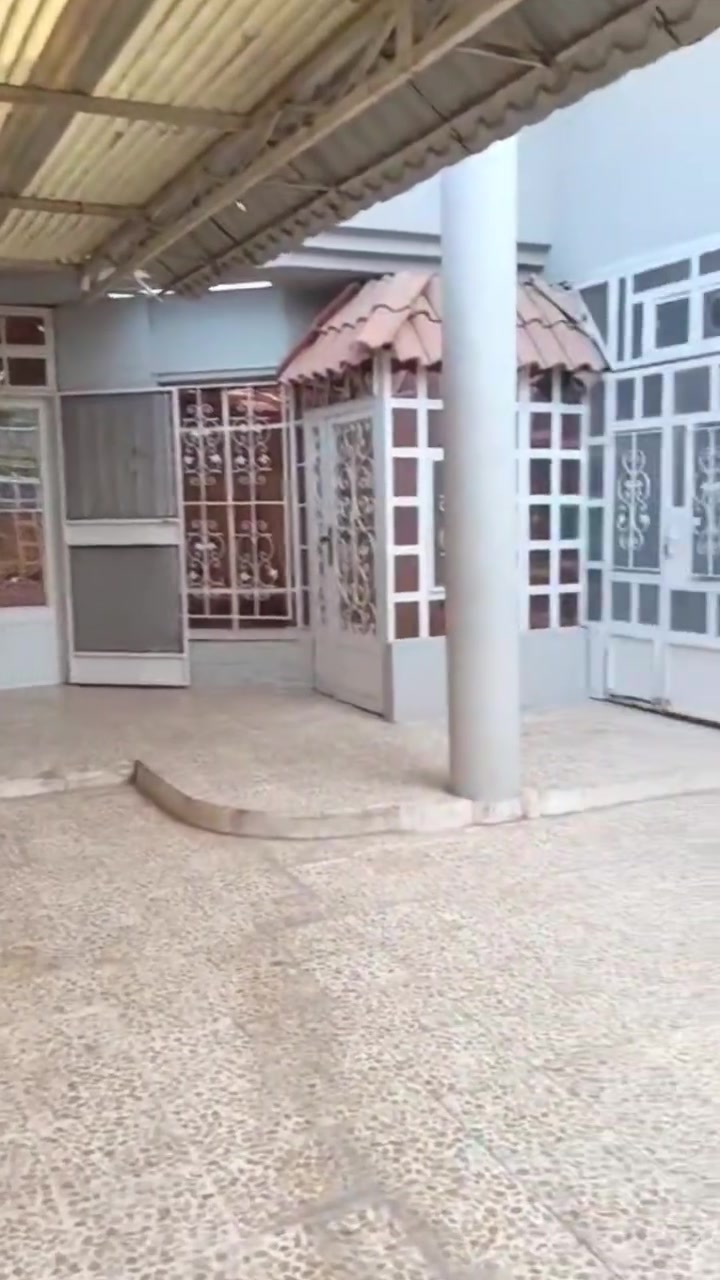 بيت للأيجار حي المثنى شارع التل للتواصل ***********
