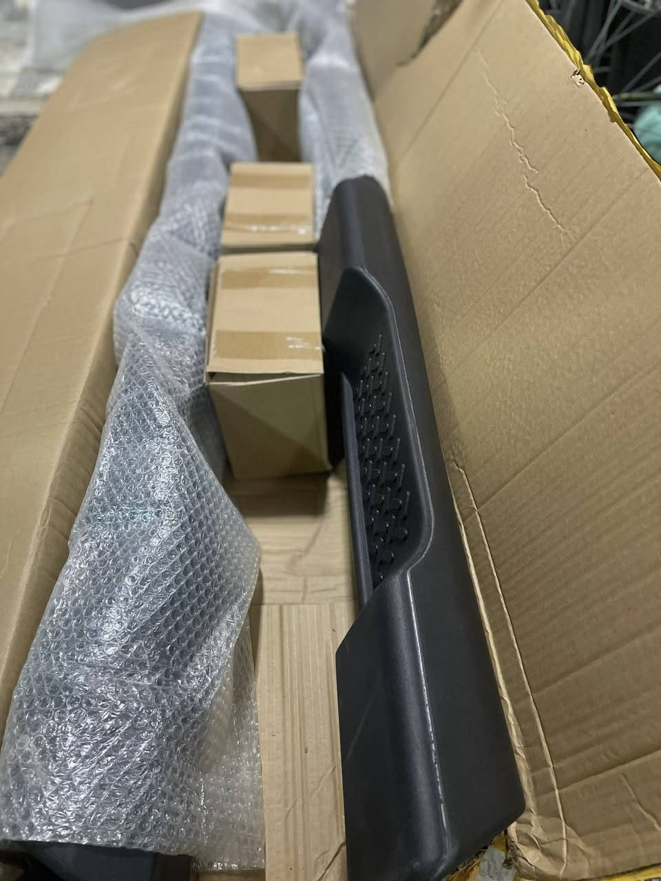 السلام عليكم ورحمة الله وبركاته 
دوسة رانجلر جديد مع كامل ملحقات 
السعر 125 
للاتصال ***********
