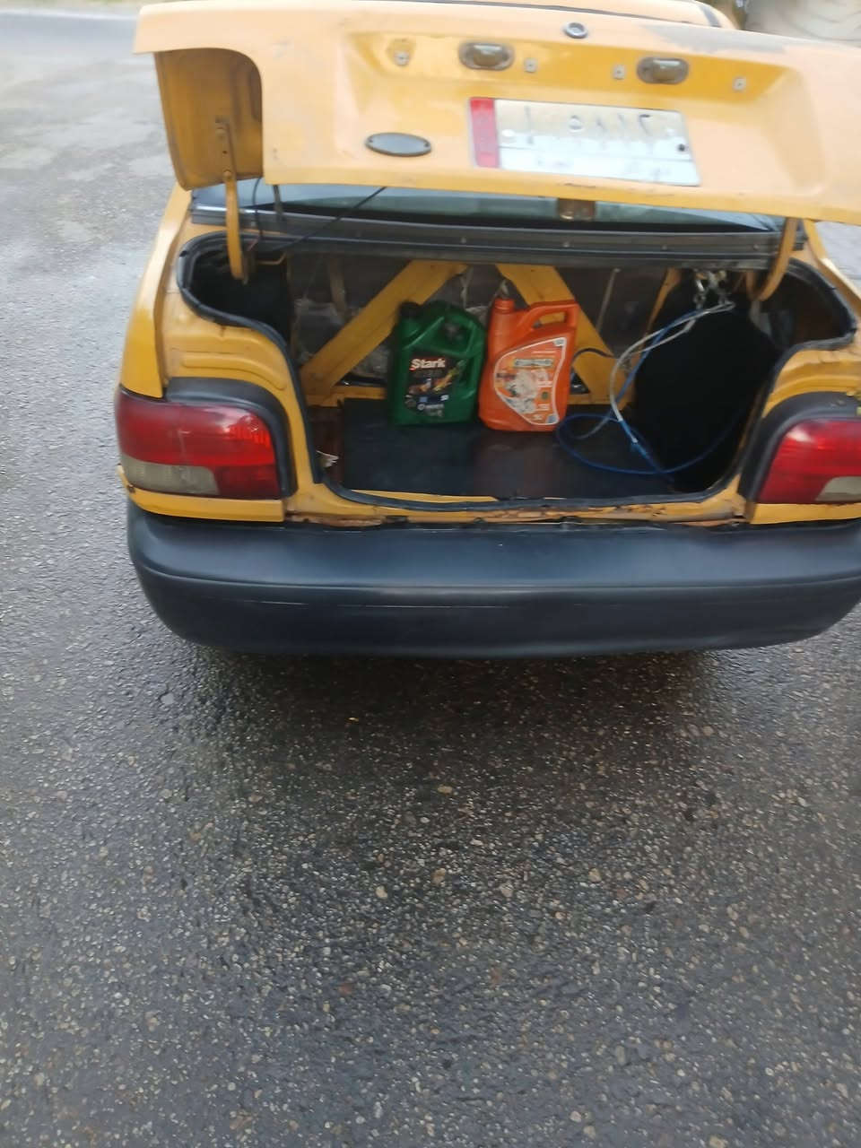 سايبة موديل ١٢ كير مكينة حدادية تخم تاير تبريد. كفالة  ما ناقصها اي شي براكيت قبل ٣ ايام بدلتة  مشط ستيرن بور كلهن جدد

رقم ذيقار راعيها يريد مداور سنوية بالحجز عليها هية ورغارامات وره المشتري ١٤ قفل مكاني كربلاء حي الحر
*********** وتساب
