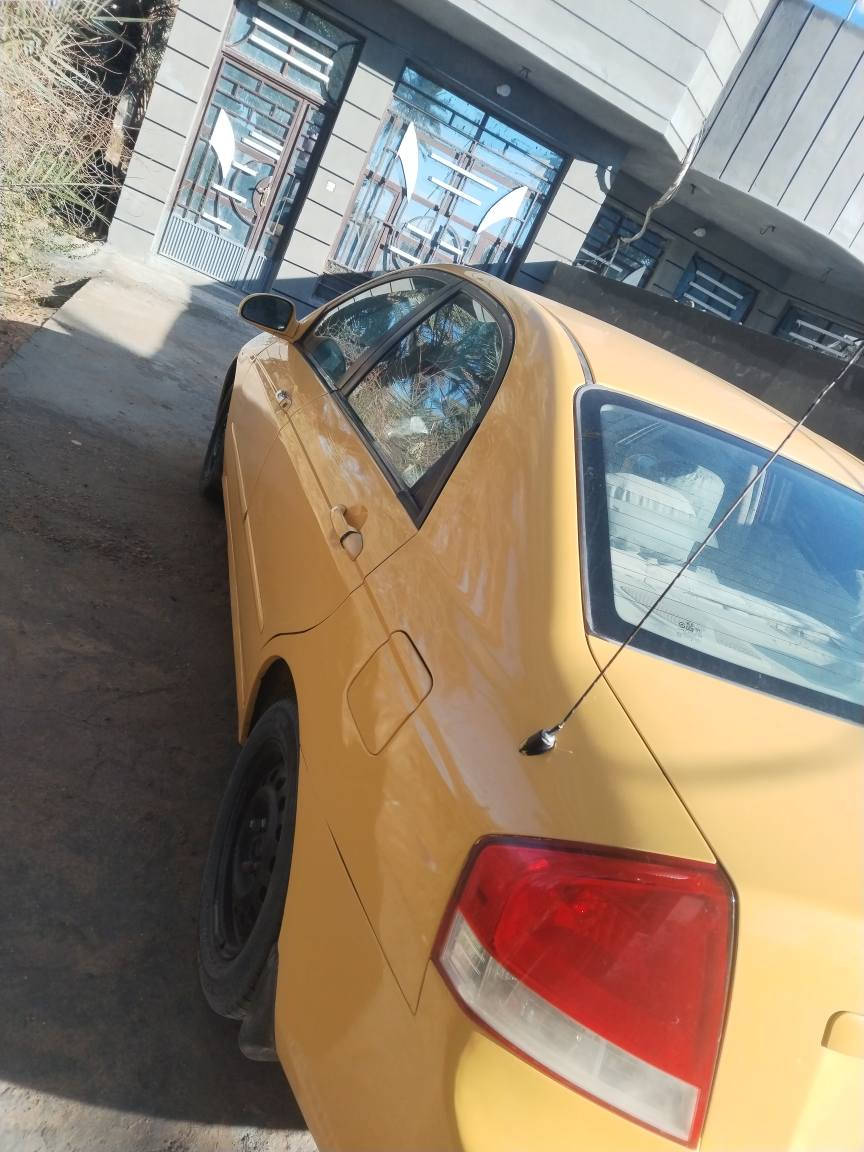 سبكترا للبيع سياره نضيفه
مكان كربلاء الخيرات السعر 72وبيه مجال للشراي 
للتواصل اتصل على الرقم ***********
