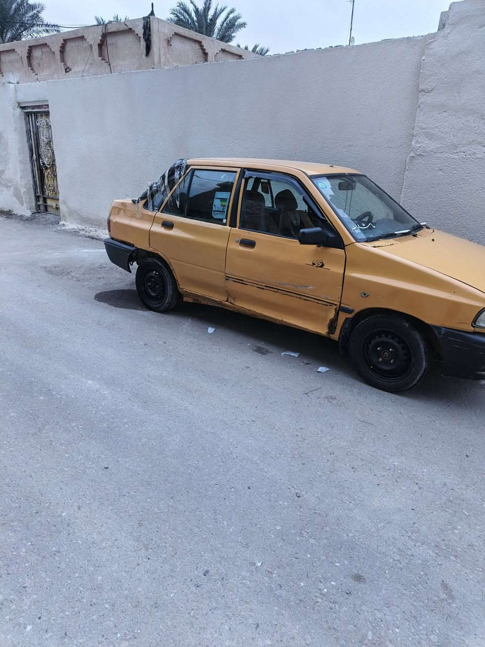 سلام عليكم سايبة للبيع موديل ٢٠١٤ مكينه بيهه خيط تبخير وكير رابع يفلت راعيهه ما واصلة ابيع كوم حديد سيارة شغالة سعر من لخير ٧ورقات قفلهه عنوان بصره كرمة علي 
رقم ‏‪***********‬‏
