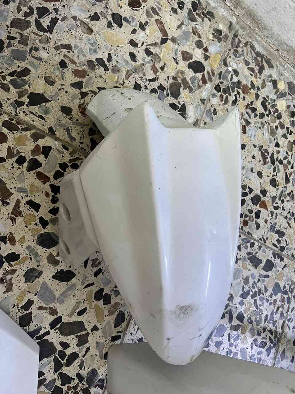 السلام عليكم كفرات مال شمعه للبيع البجم يرادله فيبر كلاس قيم بل يرضي الله واخذهن مكاني الشعب حي البساتين ***********
