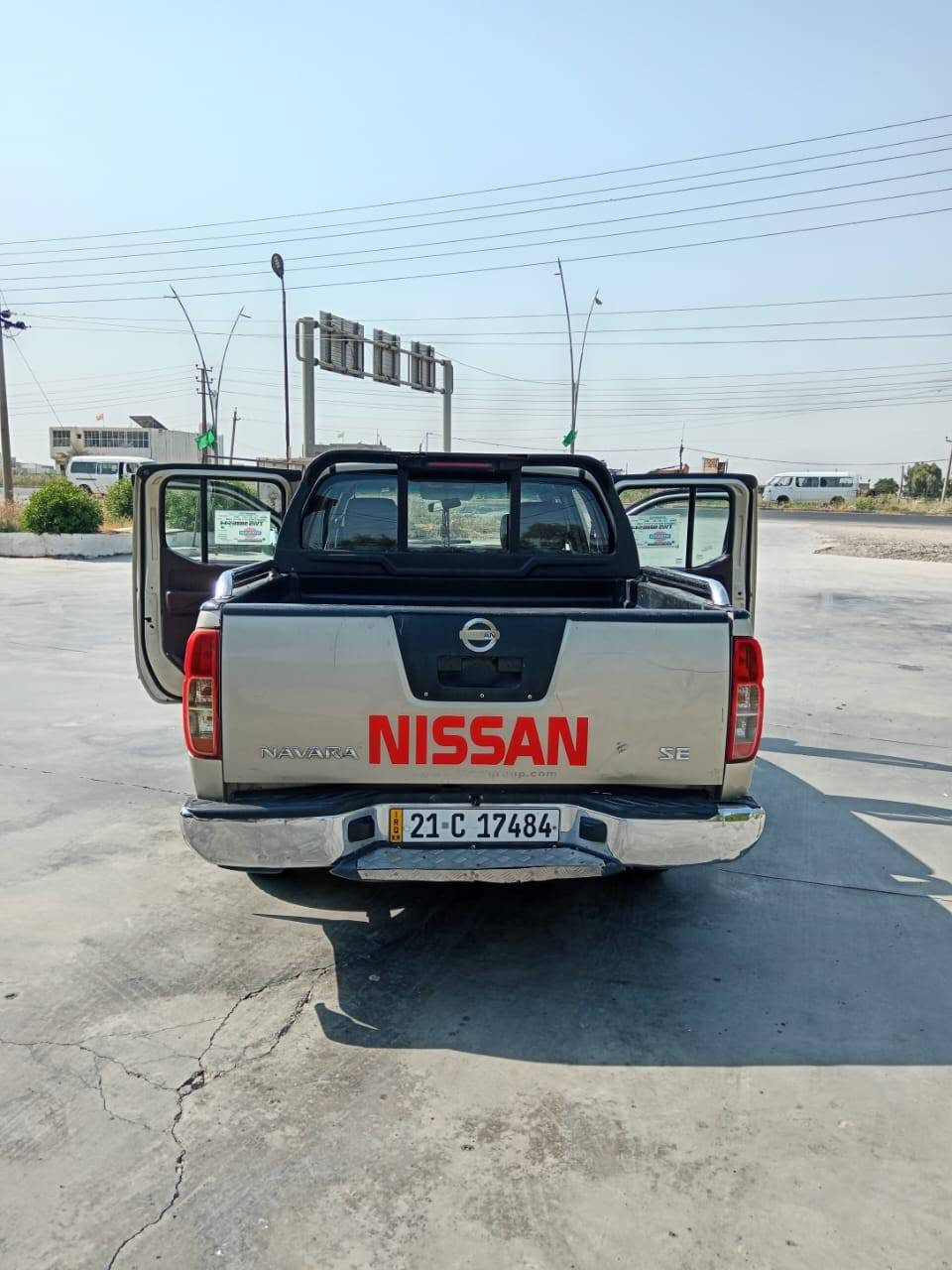 شعندك مراوس حسب القناعه 
نيفادا ٢٠٠٨نضيف وبلادكيرعادي
محرك ابلاد باب خلف السائق مبدل تجاري فقط نفس اللون شرط المحرك والكير والصدر تحويل مباشر مكانها ديالى تفاصيل اخرى عالرقم ***********
